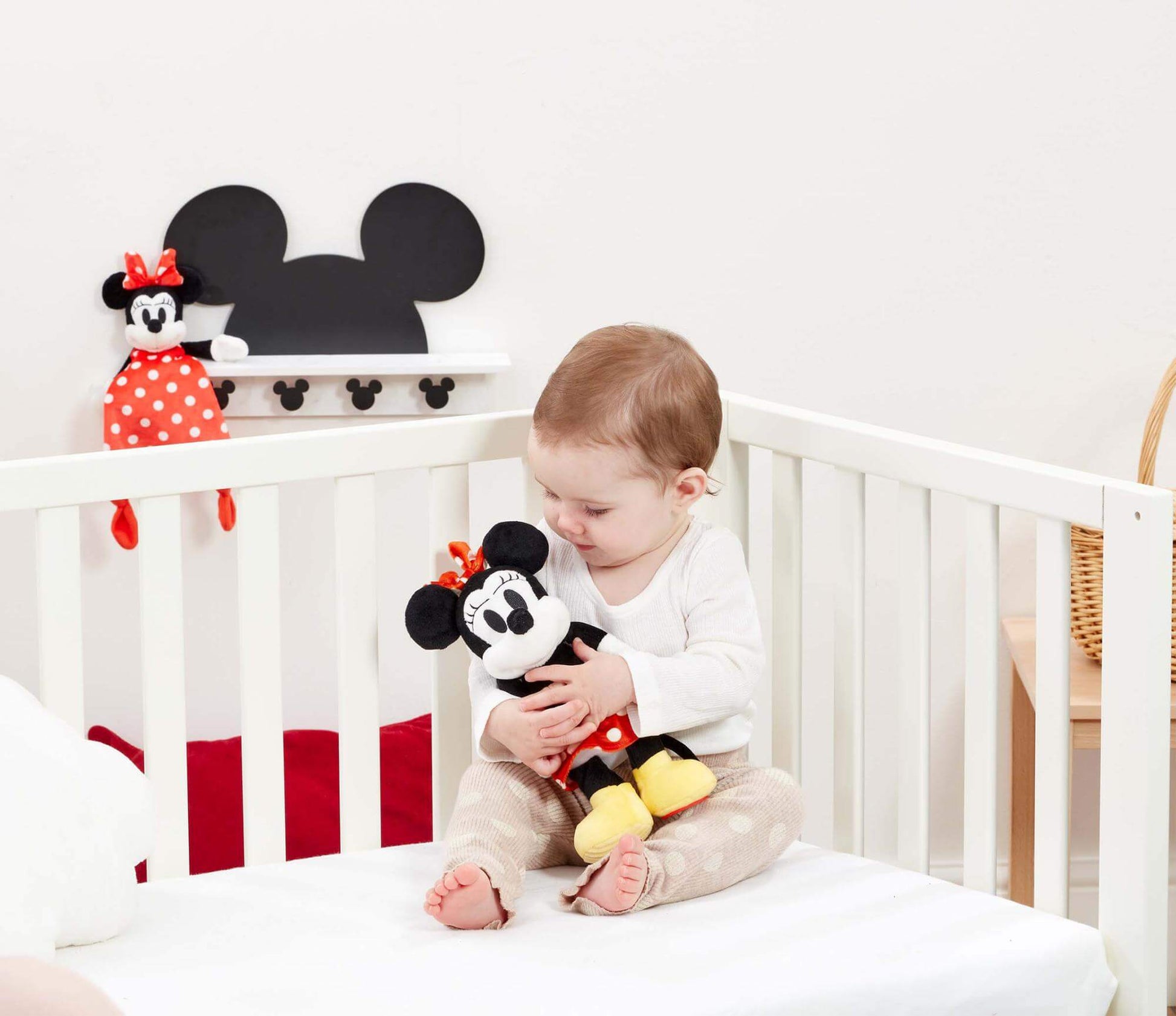 Mickey Mouse & Friends Minnie Activity Soft Toy
